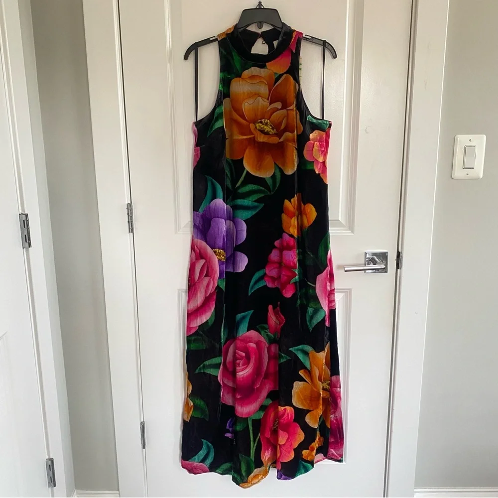 FARM Rio Black Midi Dress with Bold Floral Print NWT - Picture 3 of 6